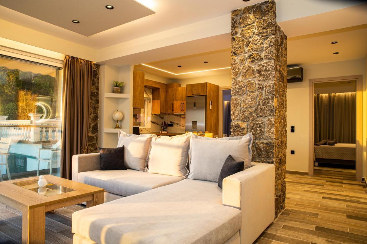 Black Rocks Family, Luxury Seafront Beach Maisonette Agios Gordios  Exteriör bild