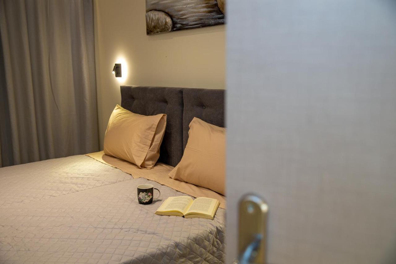 Black Rocks Family, Luxury Seafront Beach Maisonette Agios Gordios  Exteriör bild