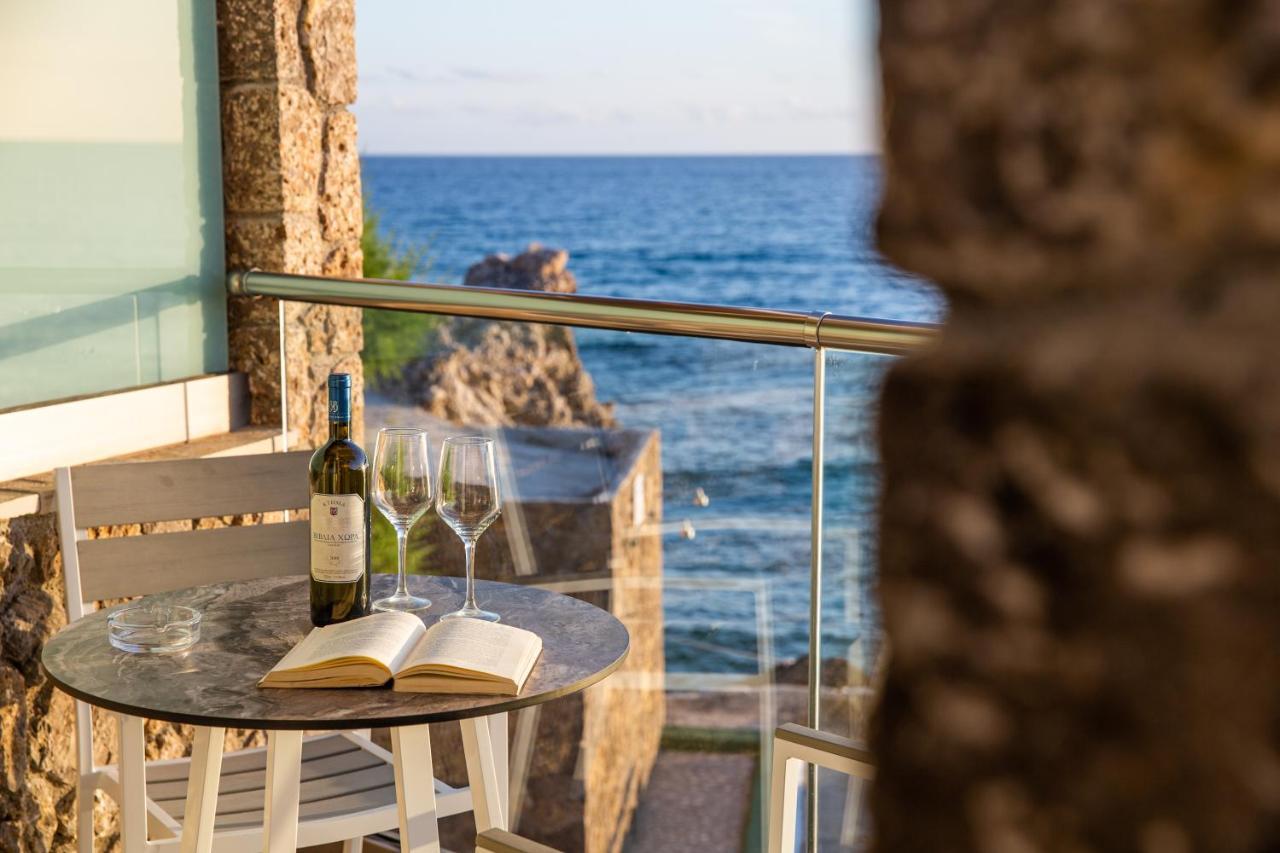 Black Rocks Family, Luxury Seafront Beach Maisonette Agios Gordios  Exteriör bild