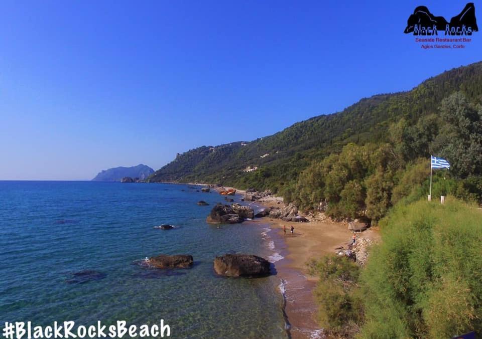 Black Rocks Family, Luxury Seafront Beach Maisonette Agios Gordios  Exteriör bild
